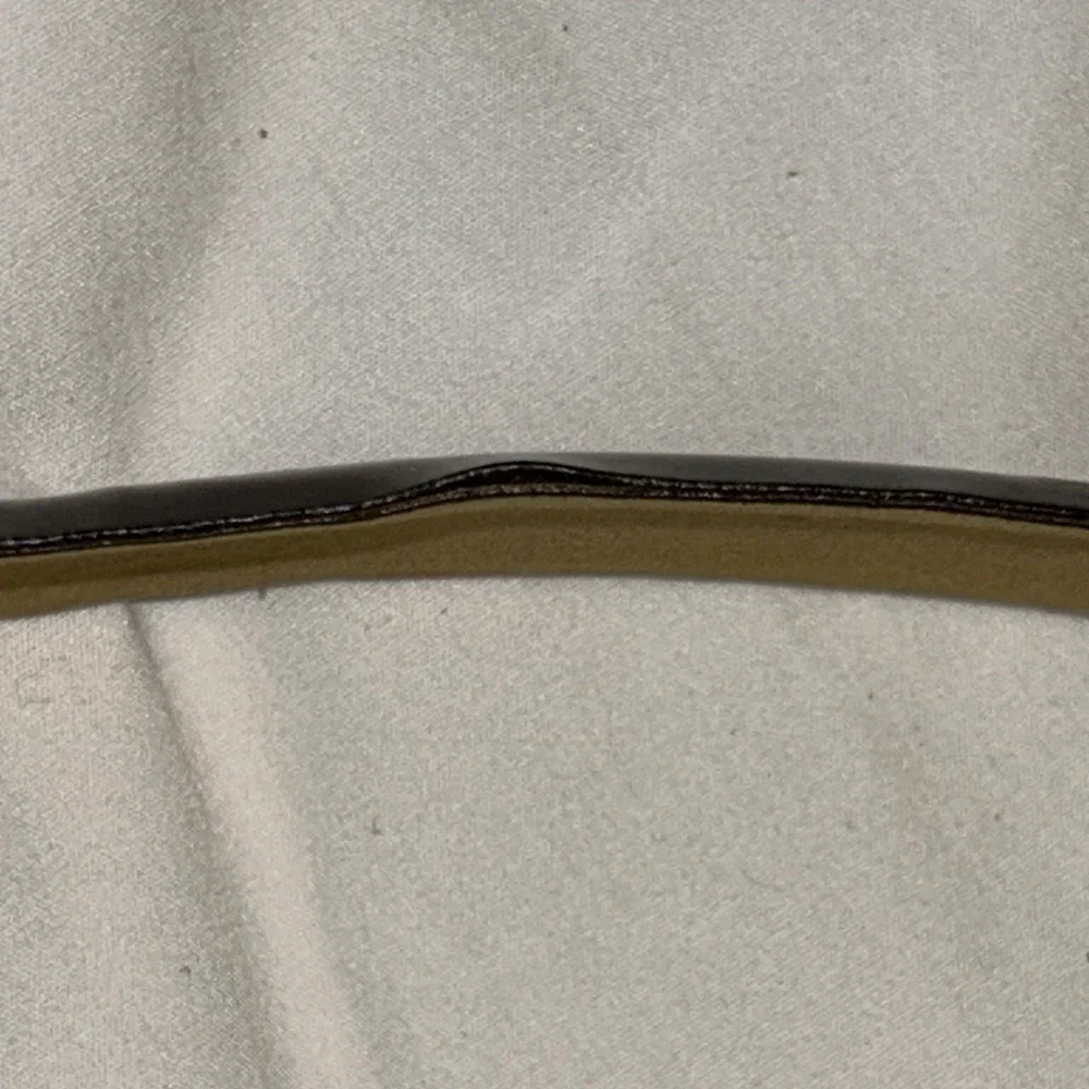 Vintage ladies brown patent leather belt gold buckle size small 30‎